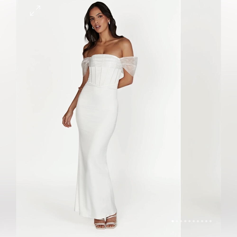 Meshki Everly Off the Shoulder Maxi Dress